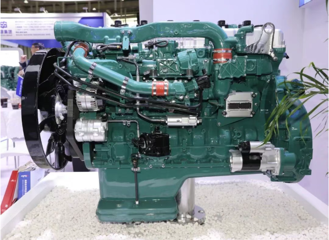 Với công nghệ tiên tiến và lượng khách hàng đông đảo, FAW Jiefang Power đã tạo nên sức hút mạnh mẽ tại triển lãm động cơ đốt trong quốc tế!